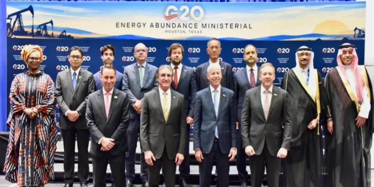Wamen ESDM Yuliot saat menghadiri G20 Energy Abundance Ministerial Meeting di Houston, Texas