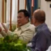 Presiden Prabowo Subianto memimpin rapat terbatas bersama menteri Kabinet Merah Putih di Istana Merdeka, Jakarta, membahas program bantuan pemerintah kuartal IV 2026
