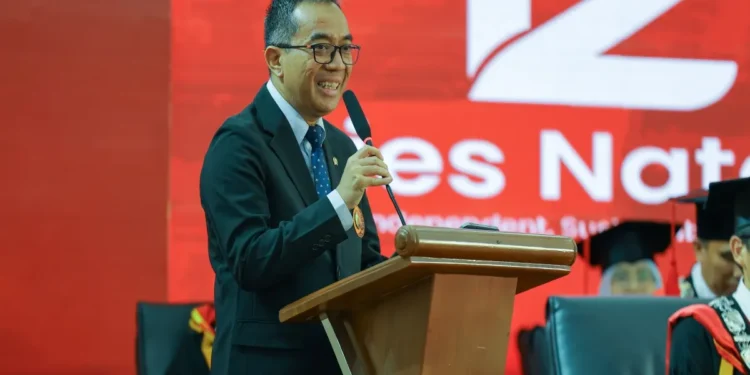 Menteri Brian Yuliarto menyampaikan orasi ilmiah pada Sidang Terbuka Dies Natalis ke-12 ITERA Tahun 2026
