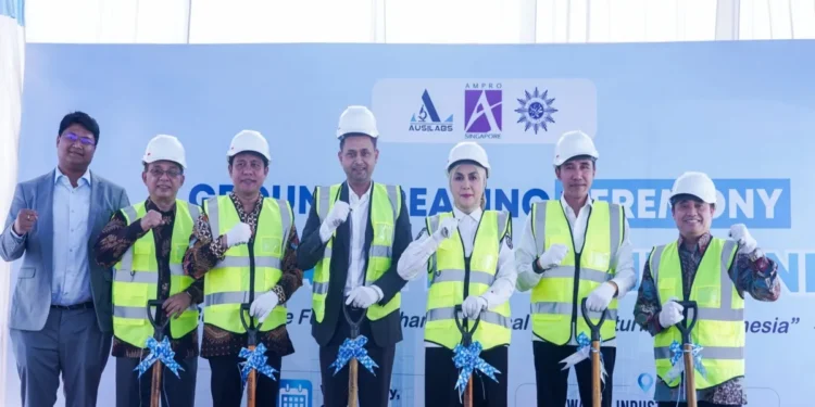 Groundbreaking pembangunan pabrik obat Muhammadiyah di Kendal bersama PT Ausilabs Pharma Indonesia dan Ampro Singapore